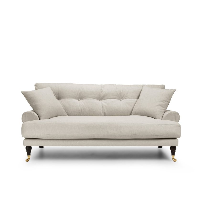 Blanca 2-Sitssoffa Off White är en Howard-soffa i beige/ljusgrå linne
